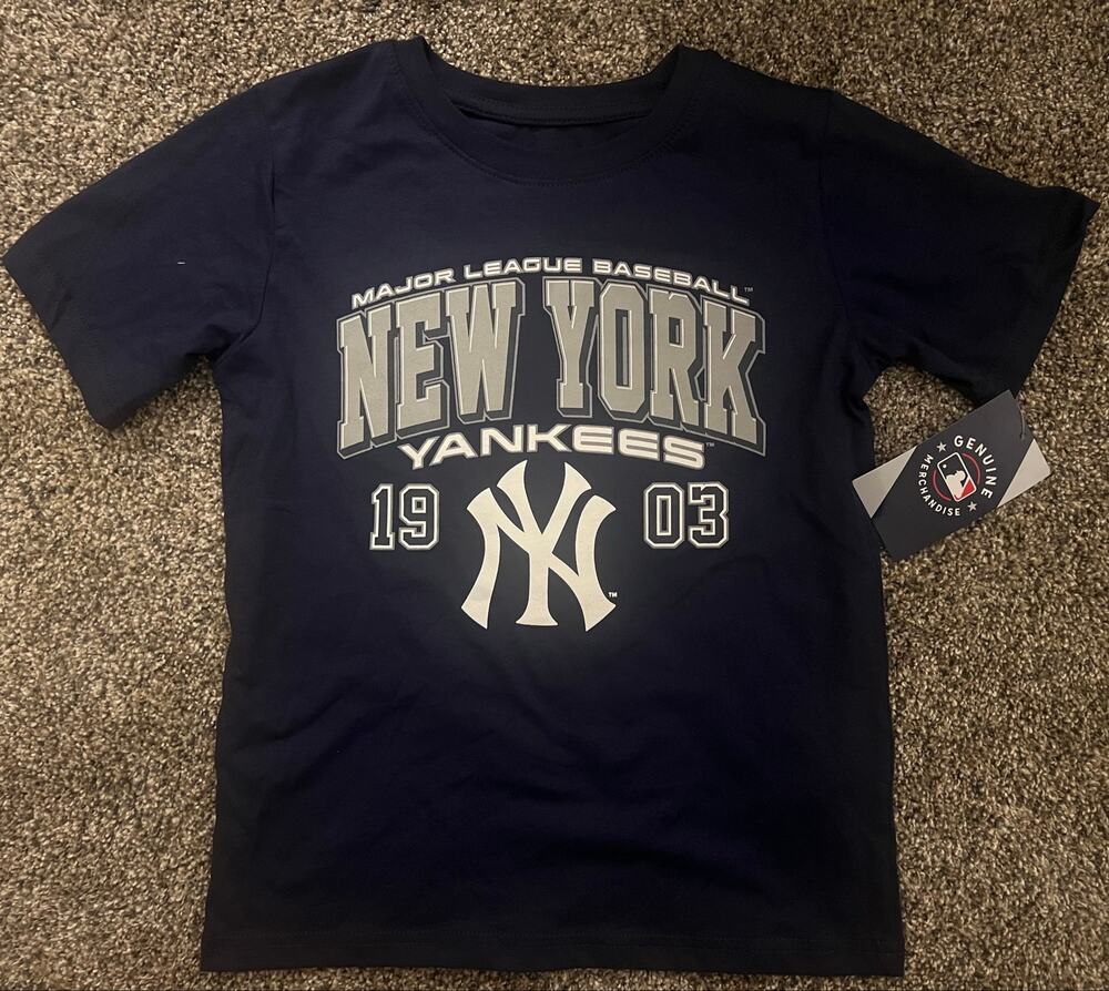 Genuine Merchandise NY Yankee Kids 6/7
